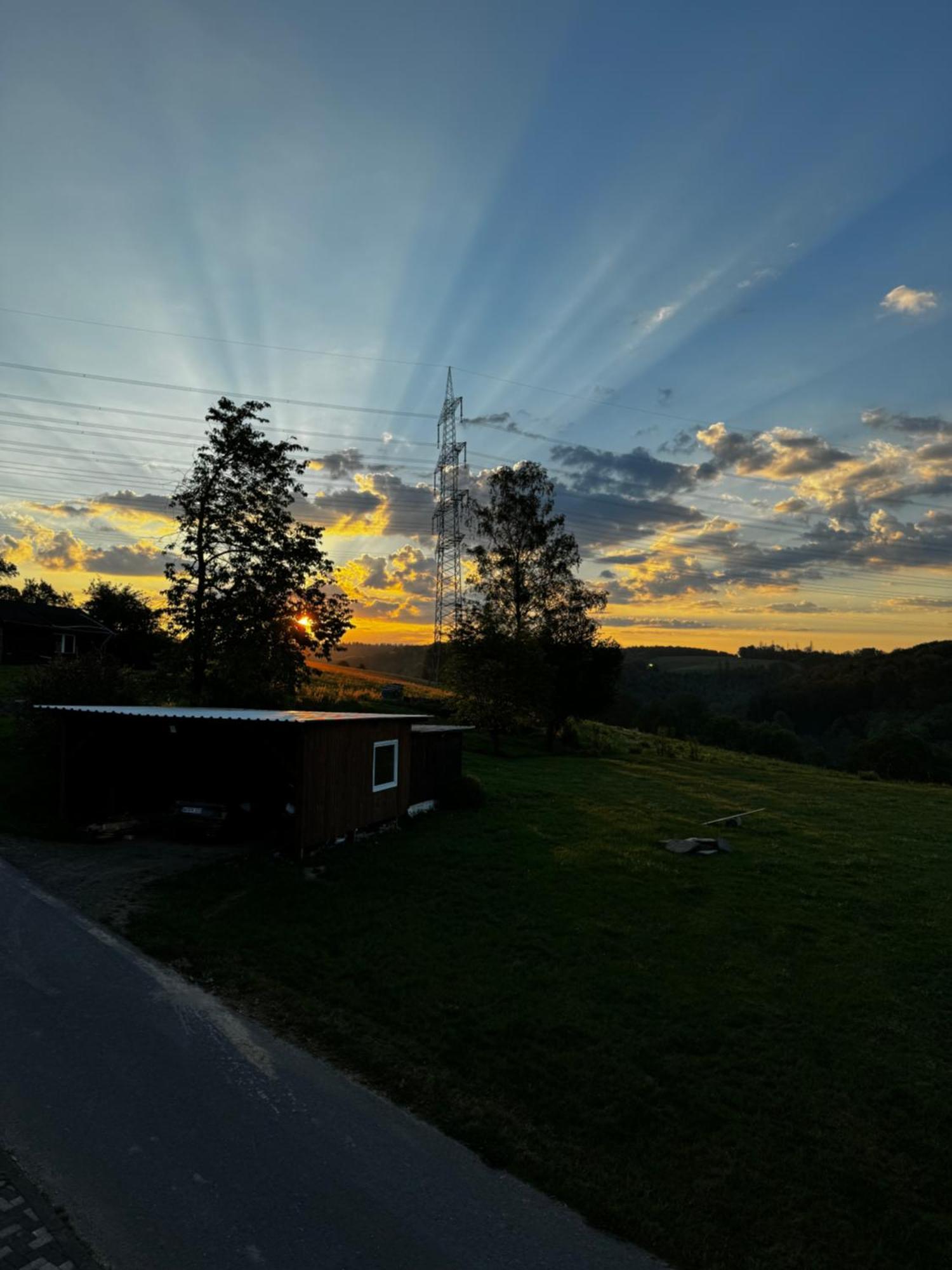 Bornhahn - Idylle Im Westerwald Katzwinkel  Eksteriør bilde